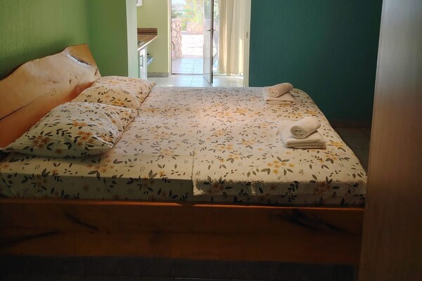 Foto van Comfort Kostrena Apartments Rijeka -Studio apartment with terrace near the sea (6) - BedRoom