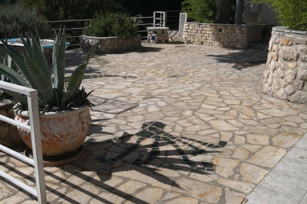 Foto van Comfort Kostrena Apartments Rijeka - Studio apartment (5) - Outdoor