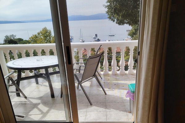 Foto van Comfort Kostrena Apartments Rijeka - Studio Apartment with balcony and sea view (4) - TerraceBalcony