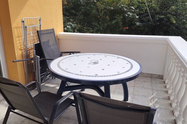 Foto van Comfort Kostrena Apartments Rijeka - Studio Apartment with balcony and sea view (4) - TerraceBalcony