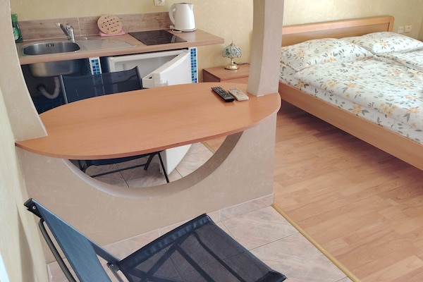 Foto van Comfort Kostrena Apartments Rijeka - Studio Apartment with balcony and sea view (4) - BedRoom