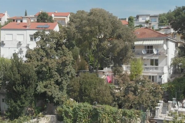 Foto van Comfort Kostrena Apartments Rijeka - Studio Apartment with balcony and sea view (4) - Outdoor