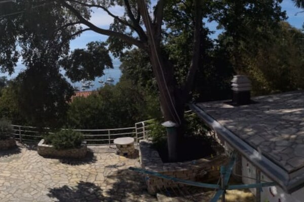Foto van Comfort Kostrena Apartments Rijeka - Studio Apartment with balcony and sea view (2) - Outdoor