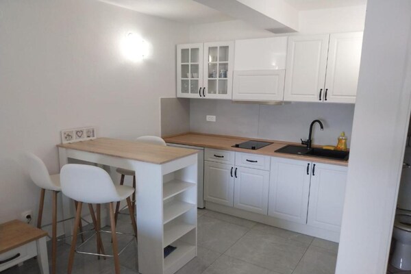 Foto van Comfort Apartments Lumbarda - Studio with SeaView - Vakantiehuis in Lumbarda - Kitchen