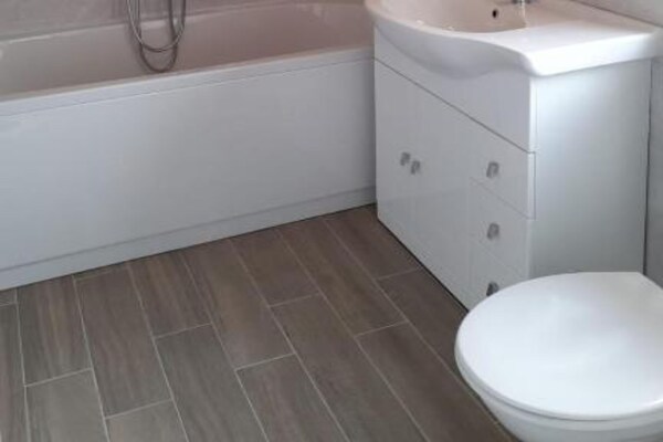 Foto van Comfort Apartments Lumbarda - TwoBedroom Apartment With SeaView - BathRoom