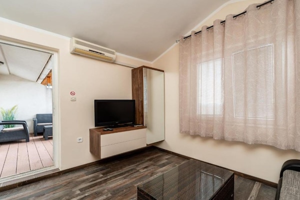Foto van Bračić Premium Apartments with Outdoor Pool and Sauna - One Bedroom Apartment with Balcony - BedRoom