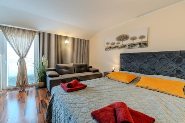 Foto van Bračić Premium Apartments with Outdoor Pool and Sauna - Studio Apartment with Balcony - BedRoom