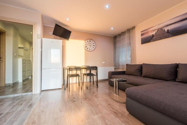 Foto van Bračić Premium Apartments with Outdoor Pool and Sauna - Superior Two Bedroom Apartment with Terrace - LivingRoom
