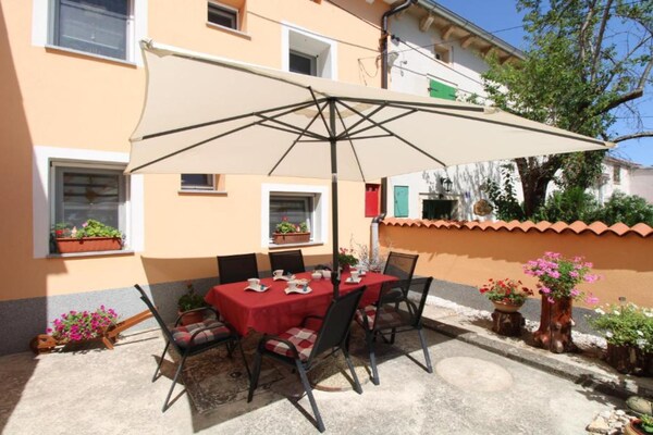 Foto van Comfort Apartment Leo - apartment with terrace - Vakantiehuis in Krnica - Outdoor