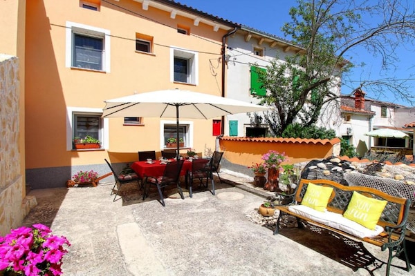 Foto van Comfort Apartment Leo - apartment with terrace - Vakantiehuis in Krnica - Outdoor