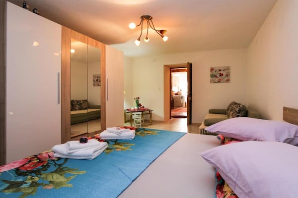 Foto van Comfort Apartment Leo - apartment with terrace - Vakantiehuis in Krnica - BedRoom