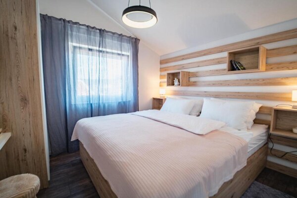 Foto van Charming Sunset View Villa with Outdoor Pool - Three Bedroom Villa - BedRoom