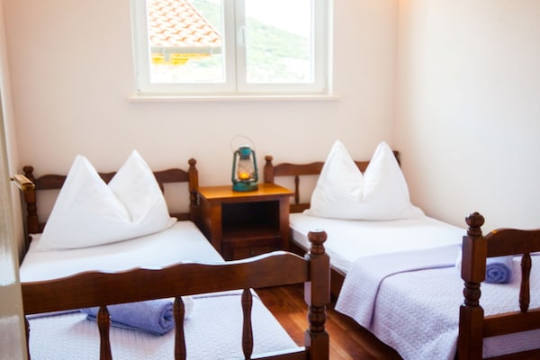 Foto van Comfort Villa - Ten bedroom house with the pool - Vakantiehuis in Ploce - BedRoom
