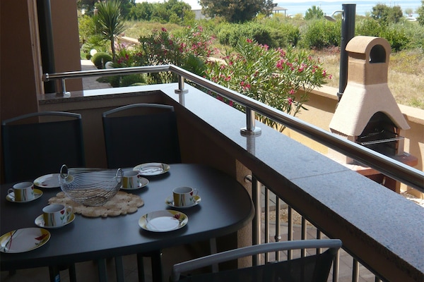 Foto van Huis in Zaton bij Zandstranden - Vakantiehuis in Zaton - TerraceBalcony