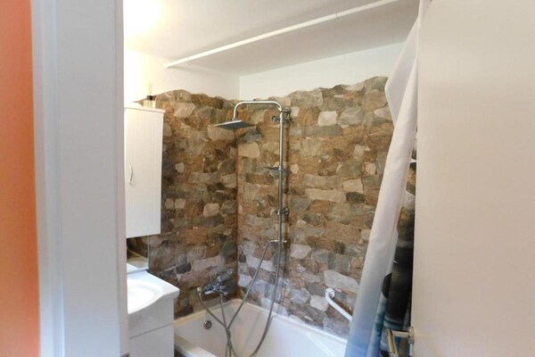 Foto van Appartement met zeezicht, terras en keuken - Vakantiehuis in Opatija - BathRoom
