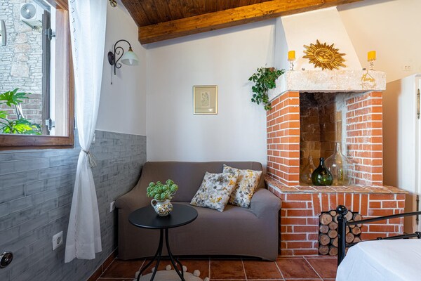 Foto van Charmante villa met privétuin en barbecue - Vakantiehuis in Barban - LivingRoom