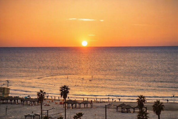 Foto van Brut Seafront Hotel By Sunday - Deluxe familiekamer voor 4 personen - AreaSummer5KM