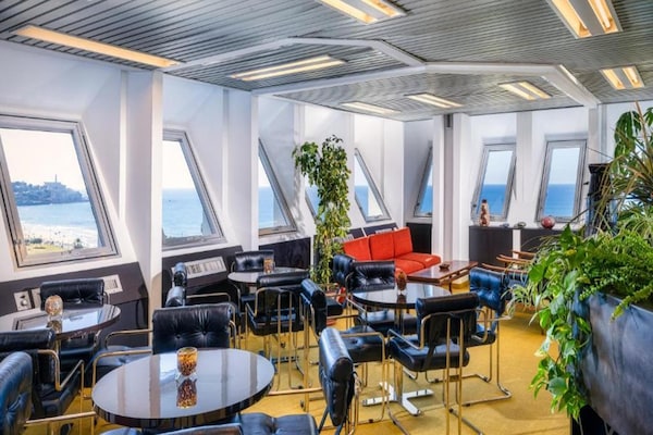 Foto van Brut Seafront Hotel by Sunday - Klassieke tweepersoonskamer - HotelFacilitiesAndServices