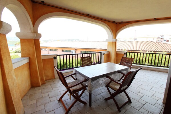 Foto van Appartement voor 6 personen, Cannigione - Vakantiehuis in Arzachena - TerraceBalcony
