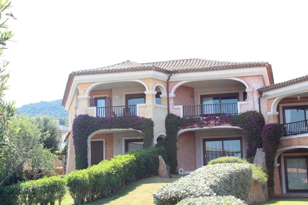 Foto van Appartement voor 6 personen, Cannigione - Vakantiehuis in Arzachena - ExteriorSummer