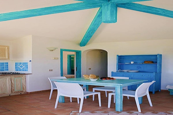 Foto van Appartement in de residentie Lu Nibareddu, Loiri - Vakantiehuis in Loiri - DiningRoom