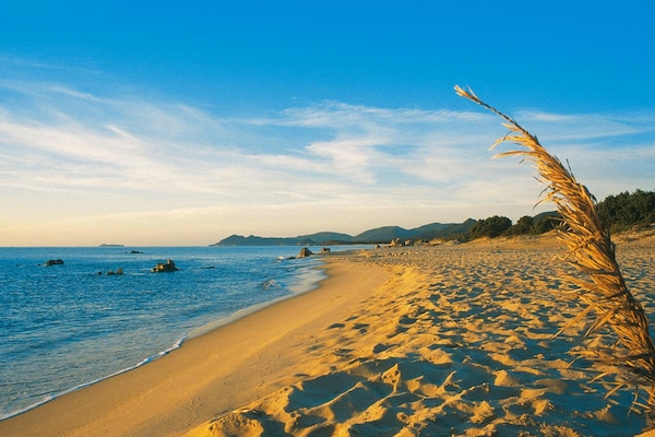 Foto van Appartement in Costa Rei bij Blauwe Zee - Vakantiehuis in Costa Rei - WaterView