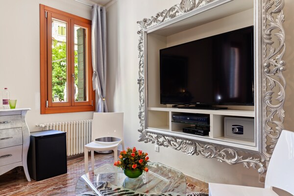 Foto van Venetiaans Huis bij San Marco - Vakantiehuis in Venezia - LivingRoom