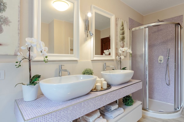 Foto van Toscaanse villa met zwembad nabij Lucca - Vakantiehuis in Lucca - Untagged