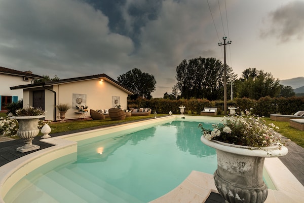 Foto van Toscaanse villa met zwembad nabij Lucca - Vakantiehuis in Lucca - Untagged