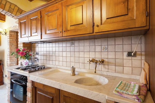 Foto van Boerderij in Aulla met privézwembad - Vakantiehuis in Aulla - Kitchen