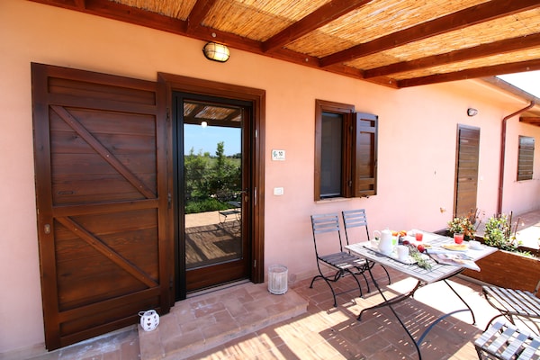 Foto van Boerderij bij Montalto zandstrand - Vakantiehuis in Montalto di Castro - TerraceBalcony