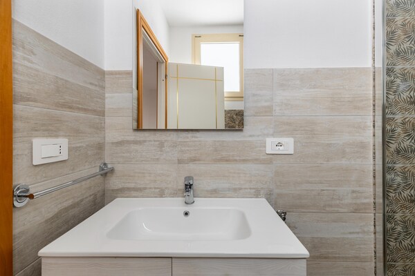 Foto van Appartement met vista mare en terrazza - Vakantiehuis in Castelsardo - BathRoom