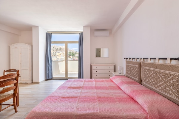Foto van Appartement met vista mare en terrazza - Vakantiehuis in Castelsardo - BedRoom