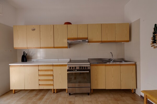 Foto van Appartement op slechts 100 meter van de zee - Vakantiehuis in Castelsardo - Kitchen