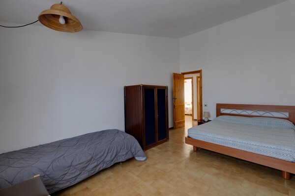 Foto van Appartement op slechts 100 meter van de zee - Vakantiehuis in Castelsardo - BedRoom