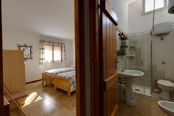 Foto van Appartement op slechts 100 meter van de zee - Vakantiehuis in Castelsardo - Landing