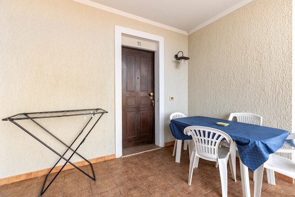 Foto van 150 meter van de zee, 2 zwembaden - Vakantiehuis in Valledoria - TerraceBalcony