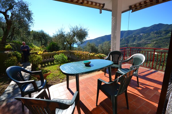 Foto van Ontsnappen in de buurt van Cinque Terre - Vakantiehuis in Moneglia - ExteriorSummer