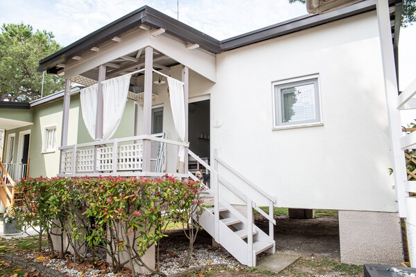 Foto van Bungalow Superior in Marina di Cortellazzo Jesolo - Vakantiehuis in Cortellazzo Jesolo - ExteriorSummer