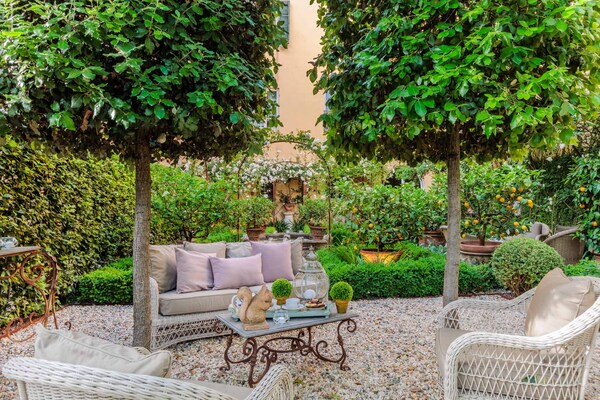 Foto van Appartement in Lucca bij Via Fillungo - Vakantiehuis in Lucca - Untagged