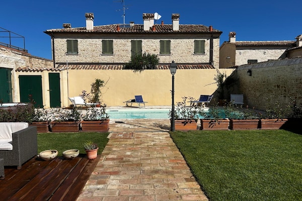 Foto van Appartement Alessandro, Pesaro - Vakantiehuis in Pesaro - ExteriorSummer