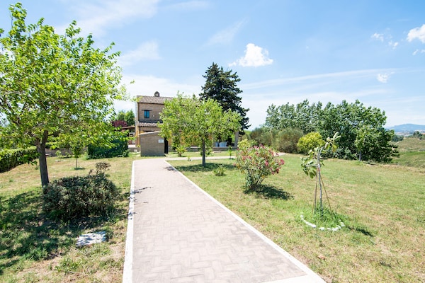 Foto van Appartement in Marche bij zandstranden - Vakantiehuis in San Benedetto del Tronto - ExteriorSummer