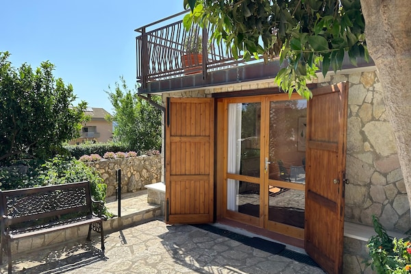 Foto van Charmant vakantiehuis vlakbij zee - Vakantiehuis in Castellammare del Golfo - TerraceBalcony