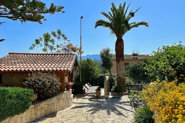 Foto van Charmant vakantiehuis vlakbij zee - Vakantiehuis in Castellammare del Golfo - GardenSummer