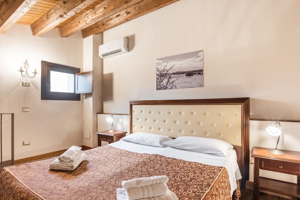 Foto van Idyllische ontsnapping met tennis - Vakantiehuis in Carlentini - BedRoom