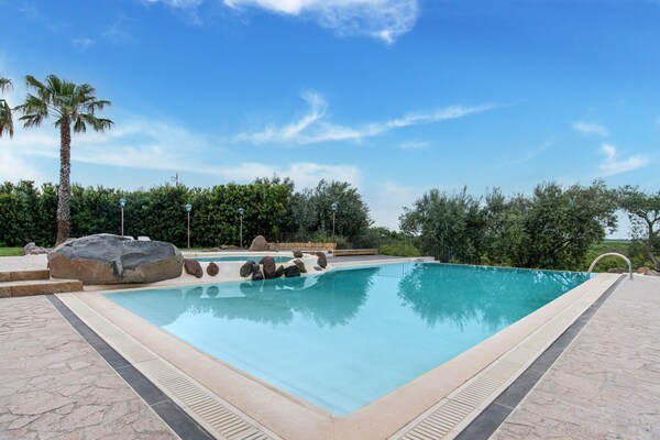 Foto van Idyllische ontsnapping met tennis - Vakantiehuis in Carlentini - PoolOfHouse