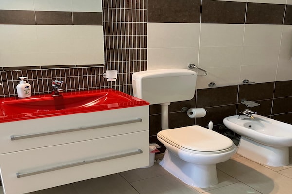 Foto van Stijlvol appartement aan zee - Vakantiehuis in Ispica - BathRoom