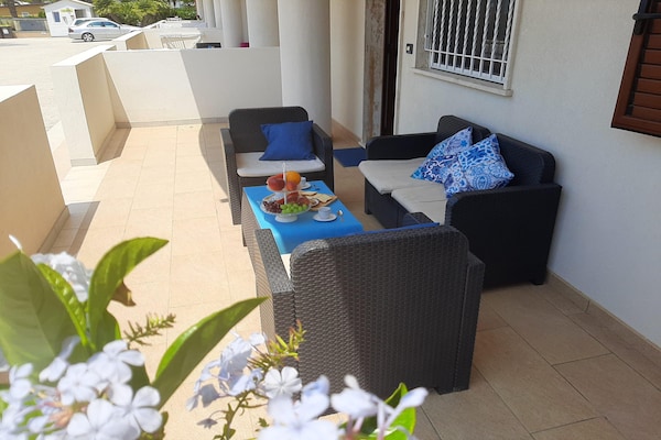Foto van Stijlvol appartement aan zee - Vakantiehuis in Ispica - TerraceBalcony