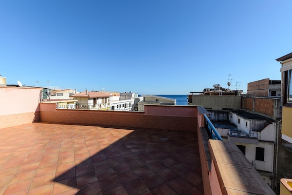 Foto van Appartement in Pietra Ligure - Vakantiehuis in Letojanni - TerraceBalcony