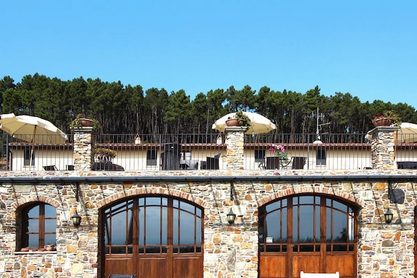 Foto van Landgoed in Monte Serra met Uitzicht - Vakantiehuis in Pisa - ExteriorSummer